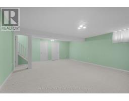 33 - 861 SHELBORNE STREET - 26