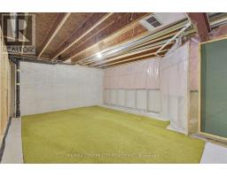 33 - 861 SHELBORNE STREET - 27