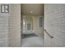 33 - 861 SHELBORNE STREET - 3