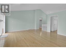 33 - 861 SHELBORNE STREET - 6