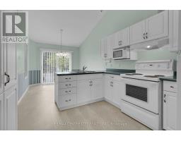 33 - 861 SHELBORNE STREET - 9