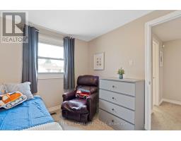 100 - 230 CLARKE ROAD - 27