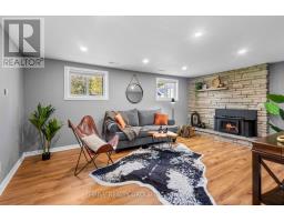808 WESTBURY CRESCENT - 17