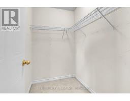 1238 DARNLEY BOULEVARD - 24