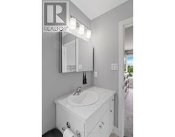 25 - 2070 MEADOWGATE BOULEVARD - 31