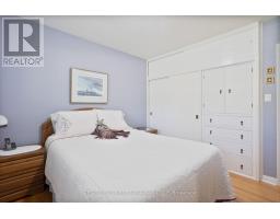 631 OAKRIDGE DRIVE E - 22