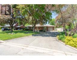 631 OAKRIDGE DRIVE E - 4