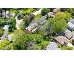 631 OAKRIDGE DRIVE E - 44