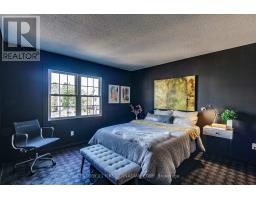 53 - 1570 RICHMOND STREET - 24