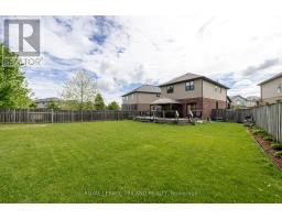 711 SPRINGWOOD CRESCENT - 32