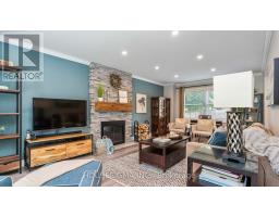 17 HUNT VILLAGE CRESCENT - 5