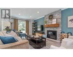 17 HUNT VILLAGE CRESCENT - 8