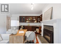 24 BARTLETT CRESCENT - 16