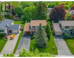 24 BARTLETT CRESCENT - 46