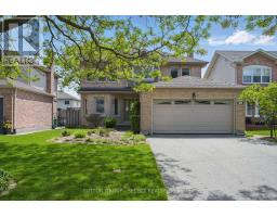 59 LAUREL CRESCENT - 2