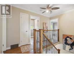 59 LAUREL CRESCENT - 25