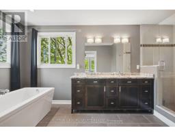 59 LAUREL CRESCENT - 29
