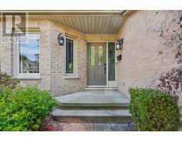59 LAUREL CRESCENT - 3