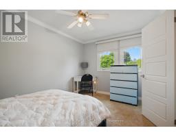 59 LAUREL CRESCENT - 33