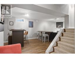 59 LAUREL CRESCENT - 39