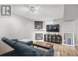 59 LAUREL CRESCENT - 42