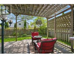 59 LAUREL CRESCENT - 47
