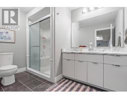 16 ANDERSON CRESCENT - 34
