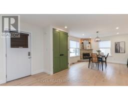 15 VICTORIA AVENUE E - 11