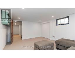 15 VICTORIA AVENUE E - 39