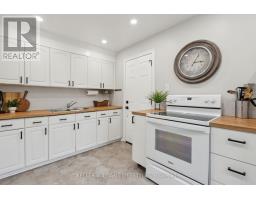 381 AVONDALE ROAD - 11