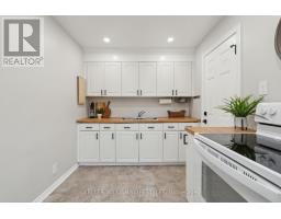 381 AVONDALE ROAD - 12