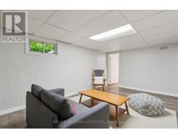 381 AVONDALE ROAD - 24
