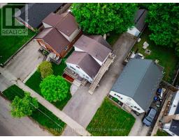 381 AVONDALE ROAD - 47