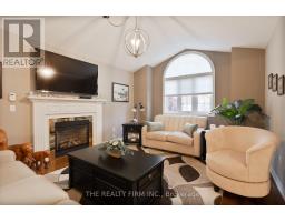 11 - 448 COMMISSIONERS ROAD E - 5