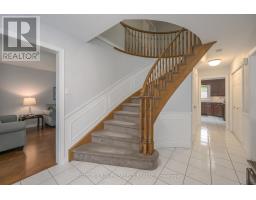 66 JENNIFER ROAD - 13