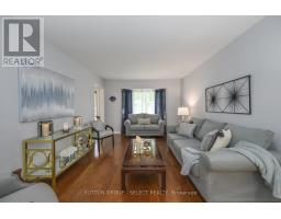 66 JENNIFER ROAD - 17