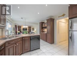 66 JENNIFER ROAD - 22