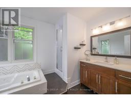 66 JENNIFER ROAD - 33