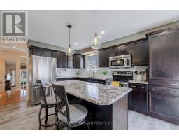 108 MIDALE CRESCENT - 9