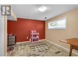 245 CHITTICK CRESCENT - 30