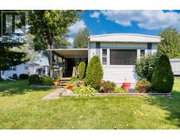 8 - 72931 BLUEWATER, R.R.No.2 HIGHWAY - 2