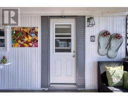 8 - 72931 BLUEWATER, R.R.No.2 HIGHWAY - 37
