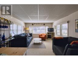 8 - 72931 BLUEWATER, R.R.No.2 HIGHWAY - 38