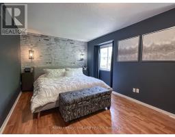 99 STONEHENGE ROAD - 33