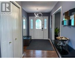 99 STONEHENGE ROAD - 4