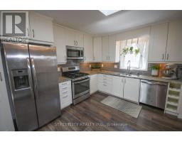 295 WALMER GROVE - 16