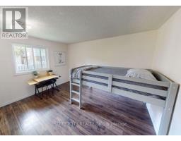 295 WALMER GROVE - 23