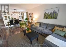 295 WALMER GROVE - 9
