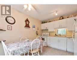992 FARNHAM ROAD - 15