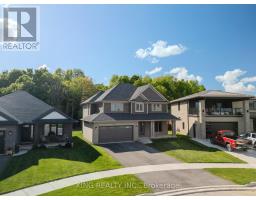 15 DUNNING WAY - 4